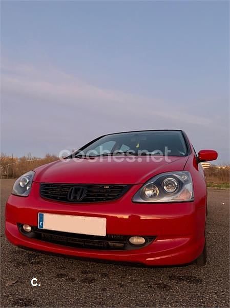 Usado Honda Civic LS 100 CV (73 kW) 2005 Rojo Berlina