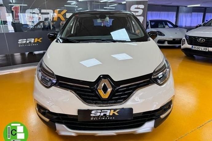 Usado Renault Captur Zen 90 CV (66 kW) 2017 Beige SUV