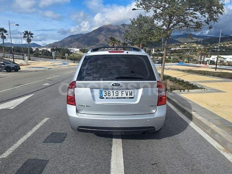 Usado Kia Carens Active 140 CV (102 kW) 2007 Gris / plata Monovolumen