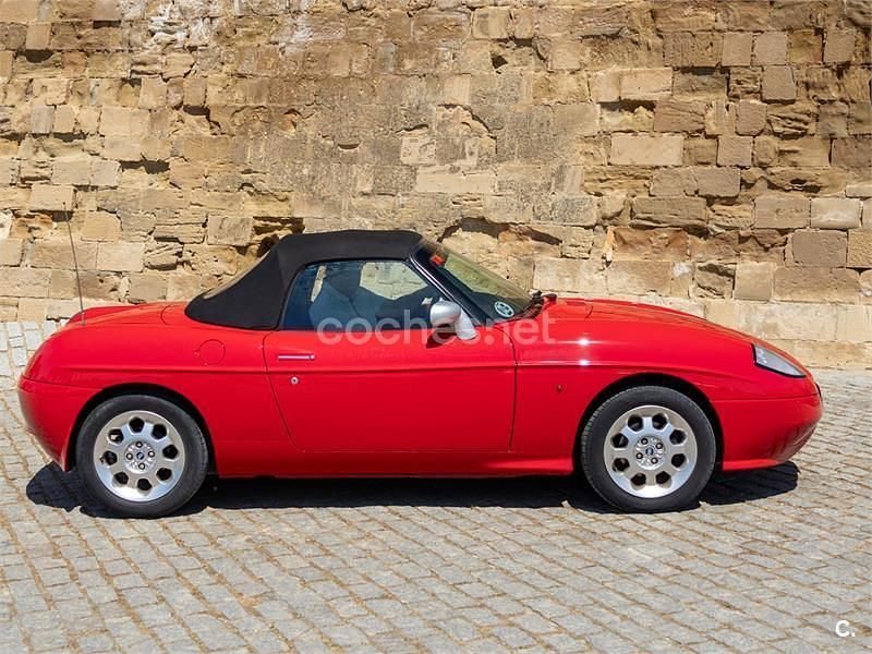 Usado Fiat Barchetta 130 CV (95 kW) 2002 Rojo Descapotable
