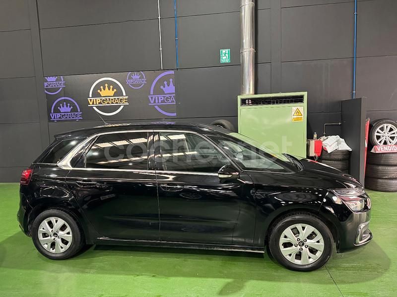 Usado Citroën C4 Picasso Live 120 CV (88 kW) 2017 Negro Monovolumen