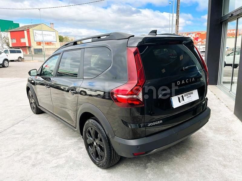 Usado Dacia Jogger Extreme 100 CV (73 kW) 2022 Negro Monovolumen