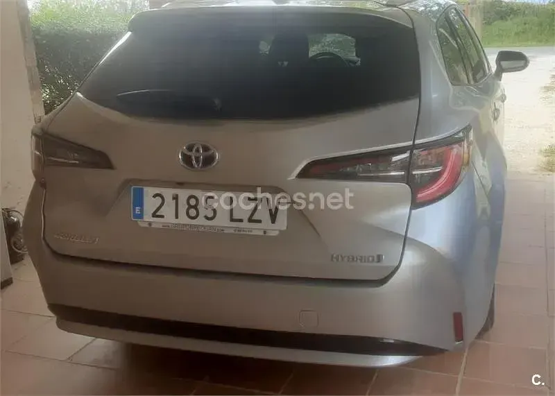 Begagnad Toyota Corolla Active 122 HK (89 kW) 2022 Grå Kombi