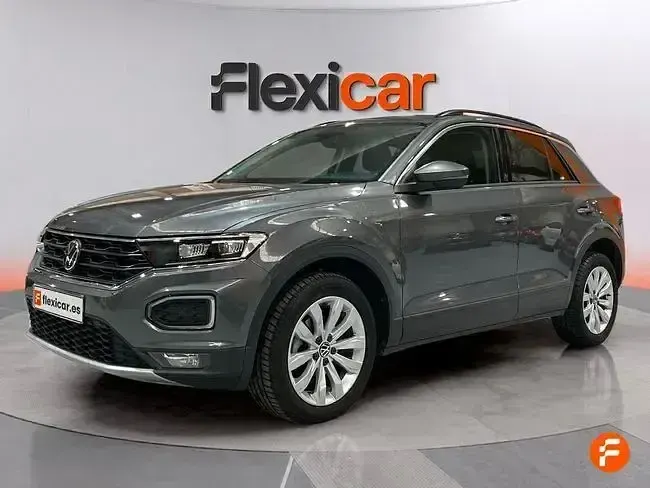 Usado VW T-Roc Advance 115 CV (84 kW) 2021 Gris SUV