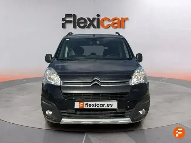 Usado Citroën Berlingo Feel 110 CV (80 kW) 2018 Negro Monovolumen