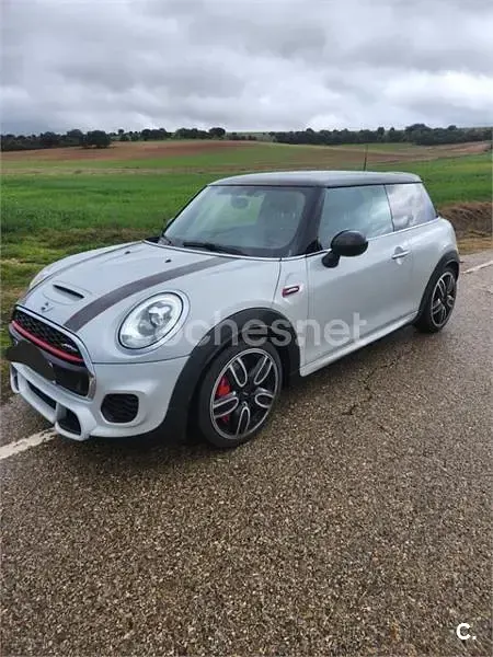Usado Mini John Cooper Works 231 CV (169 kW) 2017 Gris / plata Utilitario