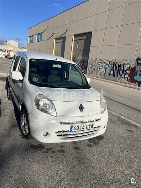 Usado Renault Kangoo 85 CV (62 kW) 2010 Blanco Familiar