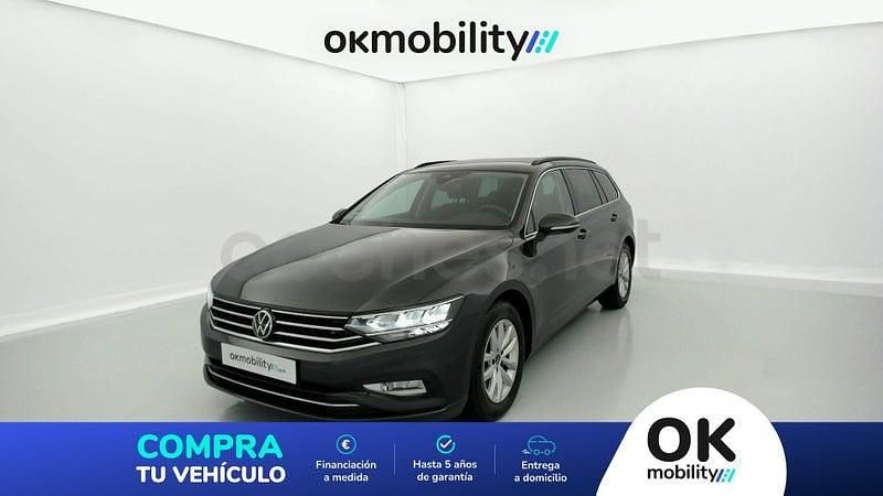 Usado VW Passat 150 CV (110 kW) 2021 Negro Familiar