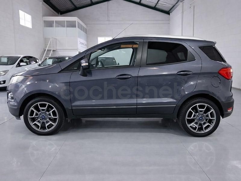Usado Ford Ecosport Titanium 95 CV (69 kW) 2016 Gris / plata SUV