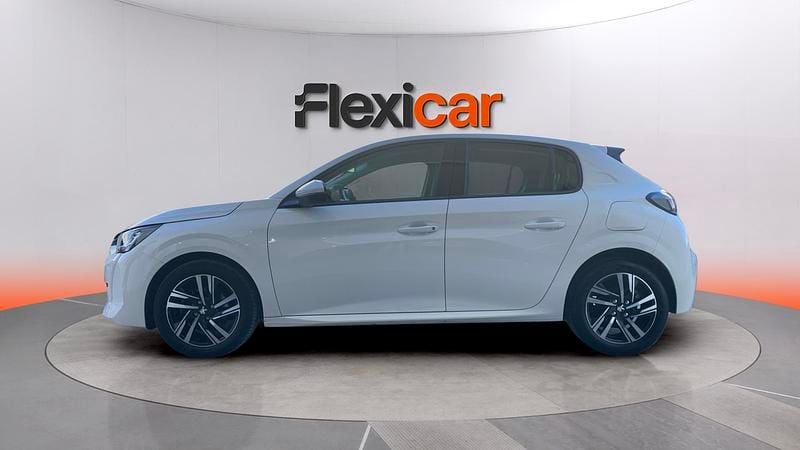 Usado Peugeot 208 Allure 101 CV (74 kW) 2020 Blanco Utilitario