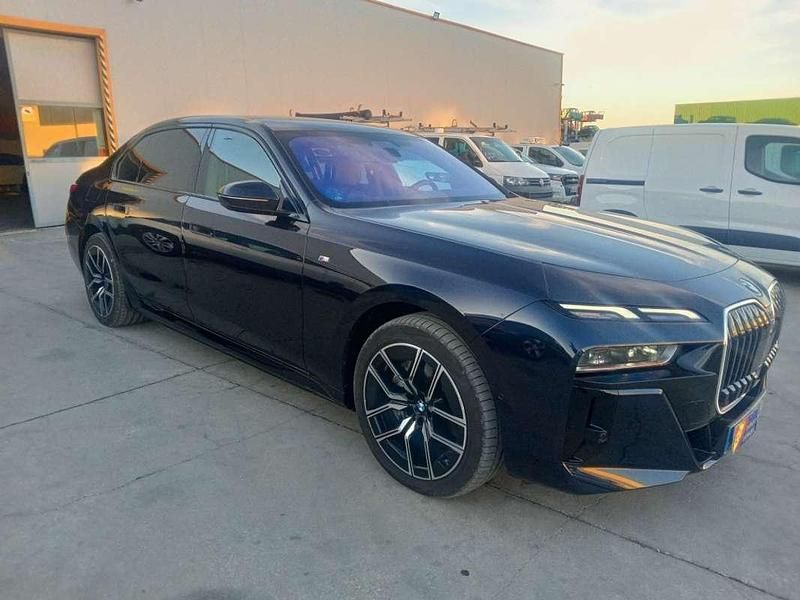 Usado BMW i7 400 kW (544 CV) 2024 Negro Berlina