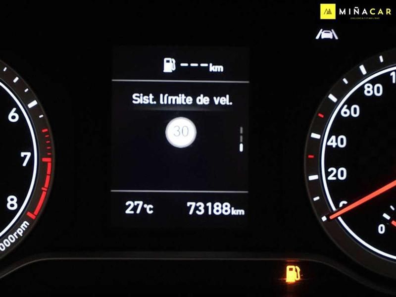 Usado Hyundai i20 101 CV (74 kW) 2023 Blanco Utilitario