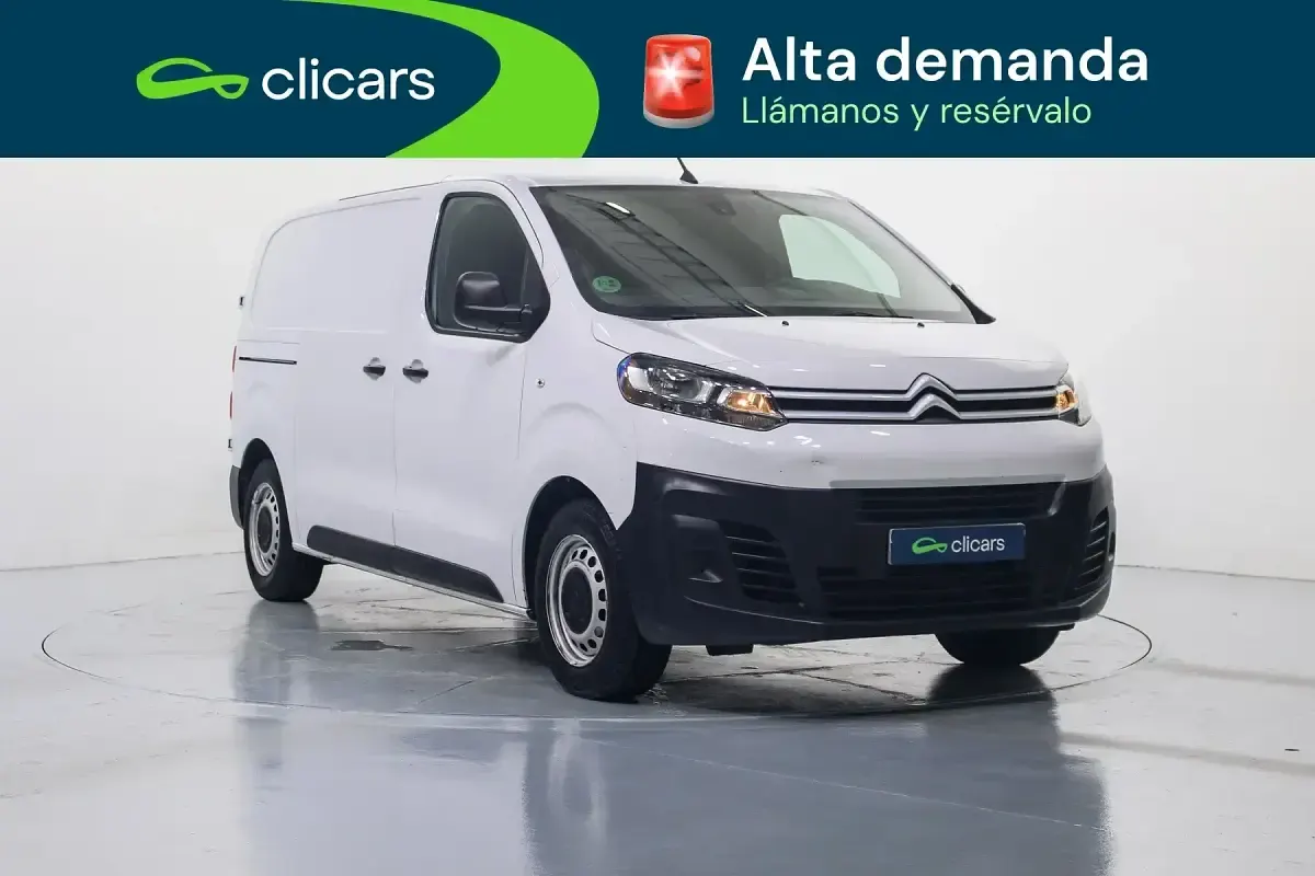 Usado Citroën Jumpy 100 CV (73 kW) 2024 Blanco Monovolumen