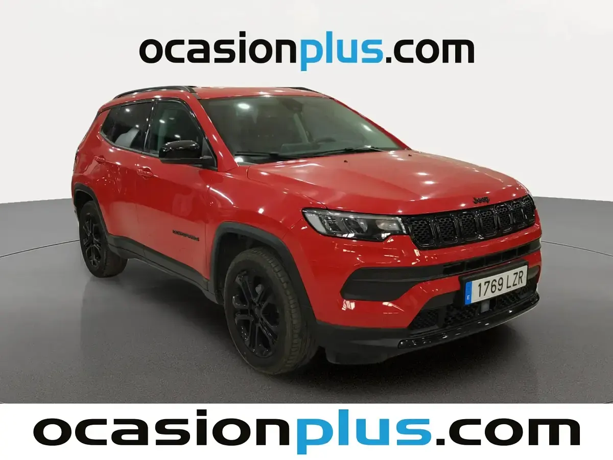 Usado Jeep Compass Night Eagle 130 CV (95 kW) 2022 Rojo SUV