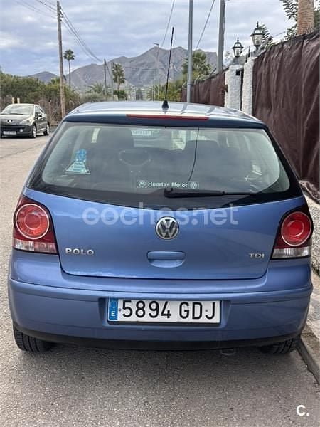 Usado VW Polo Highline 80 CV (58 kW) 2008 Azul Utilitario