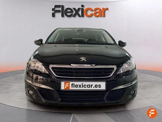 Usado Peugeot 308 SW Access 130 CV (95 kW) 2017 Negro Familiar