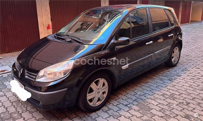 Negro Usado 2006 Renault Scénic II Dynamique Monovolumen | 1799 € (Buen precio) - Imagen 1/4