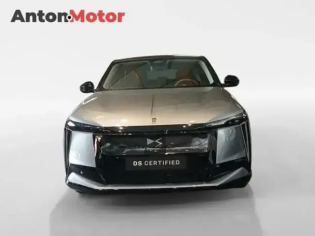 Nuevo DS Automobiles N°8 256 kW (349 CV) 2026 Verde SUV
