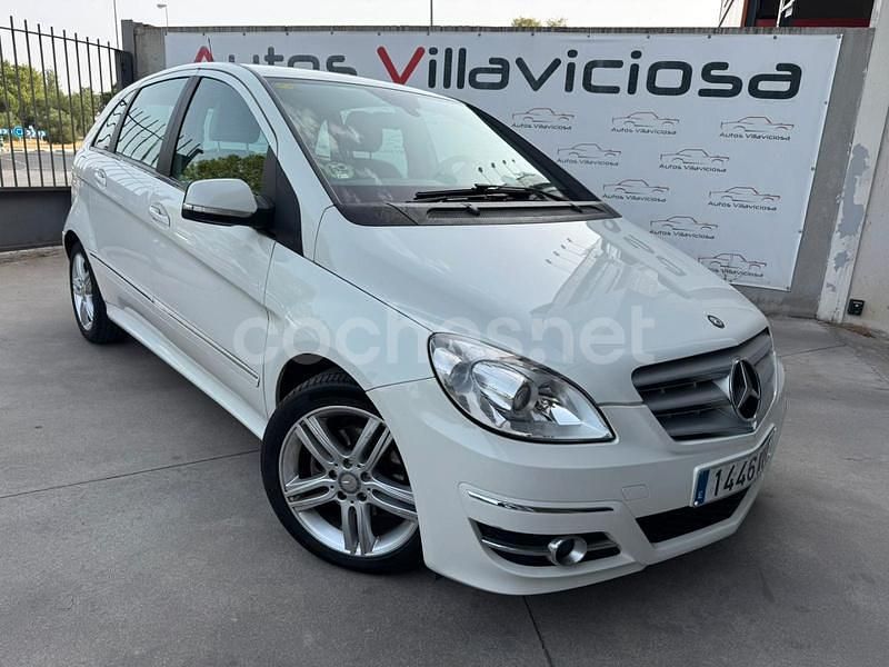 Blanco Usado 2011 Mercedes B180 Monovolumen | 7500 € (Precio justo) - Imagen 1/4