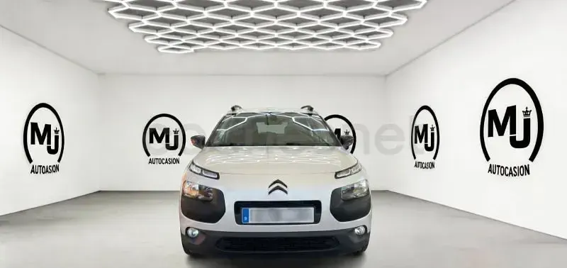 Usado Citroën C4 Feel 100 CV (73 kW) 2017 Blanco Berlina