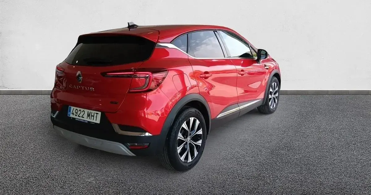 Usado Renault Captur Techno 145 CV (106 kW) 2023 SUV