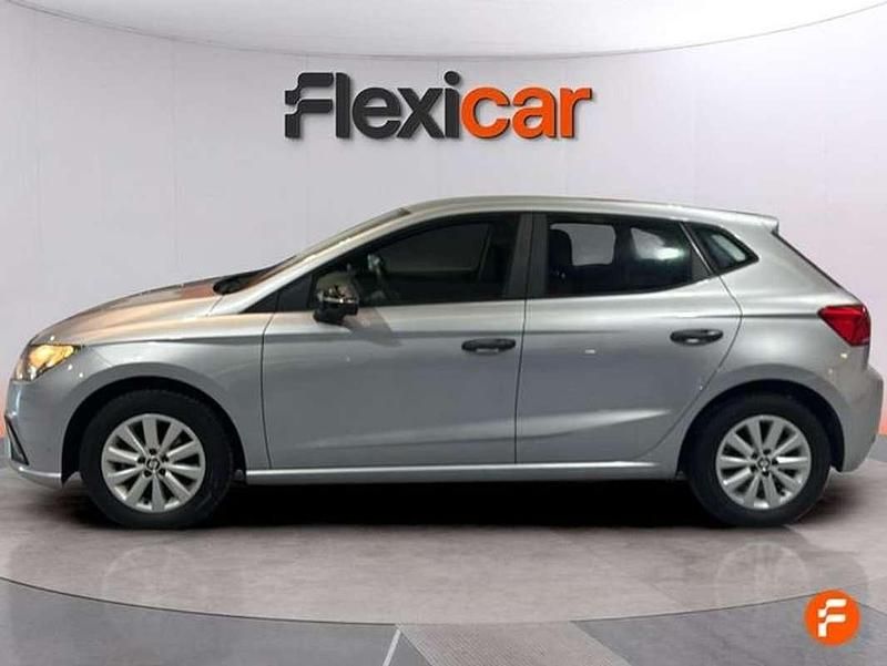 Usado Seat Ibiza Reference 75 CV (55 kW) 2018 Gris Utilitario