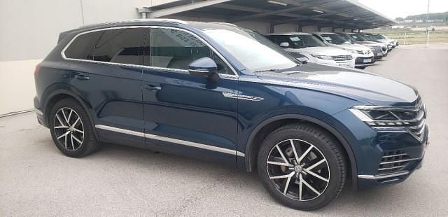 Usado VW Touareg R-line 286 CV (210 kW) 2019 Azul SUV