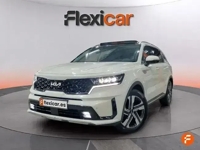 Usado Kia Sorento Plus 230 CV (169 kW) 2024 Blanco SUV