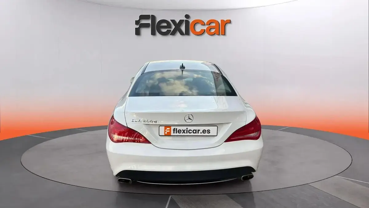 Occasion Mercedes CLA200 136 PK (100 kW) 2016 Wit Sedan