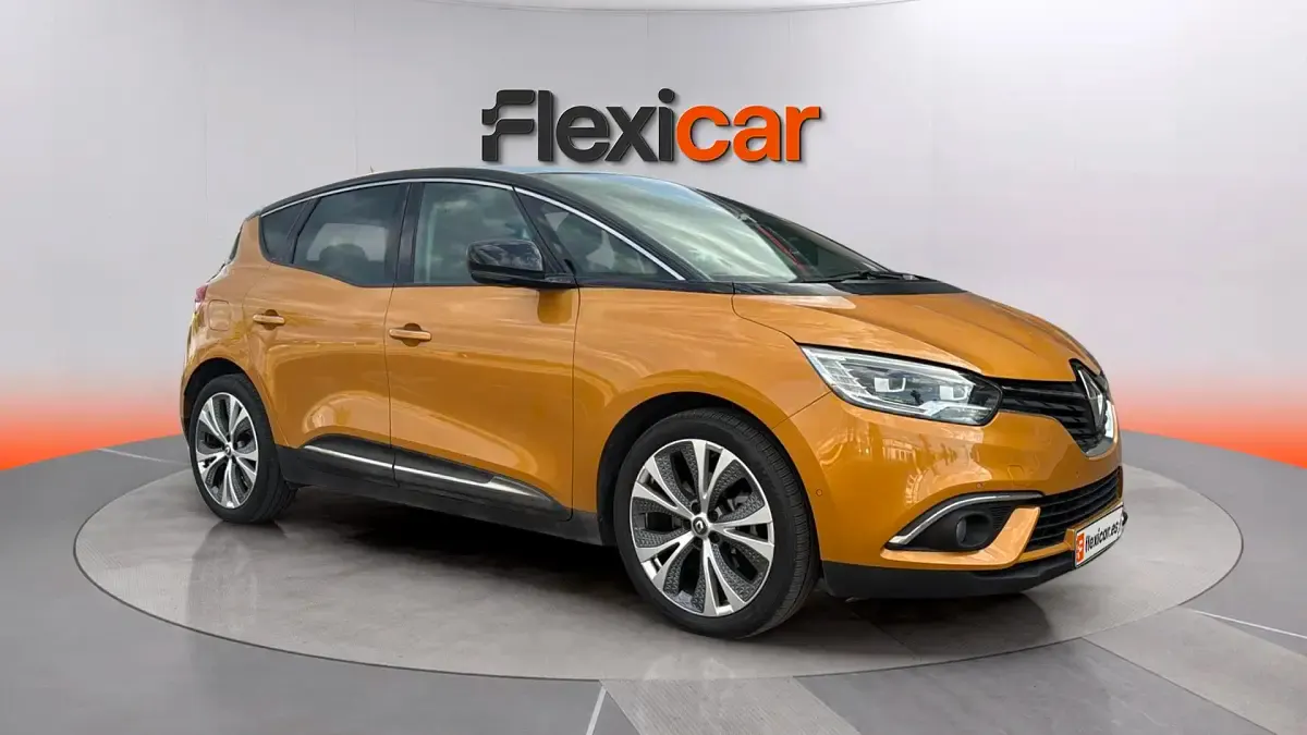 Usado Renault Scenic E-Tech Intens 131 CV (96 kW) 2017 Monovolumen