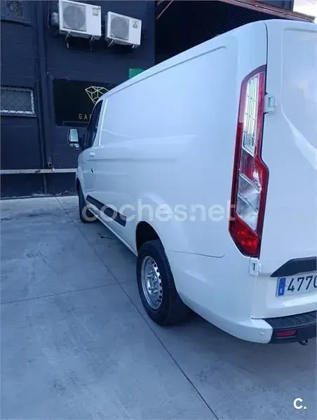 Usado Ford Transit Custom Nugget 185 CV (136 kW) 2021 Blanco Van