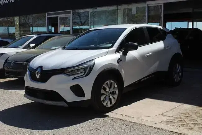 Usado Renault Captur Intens 101 CV (74 kW) 2022 Blanco SUV