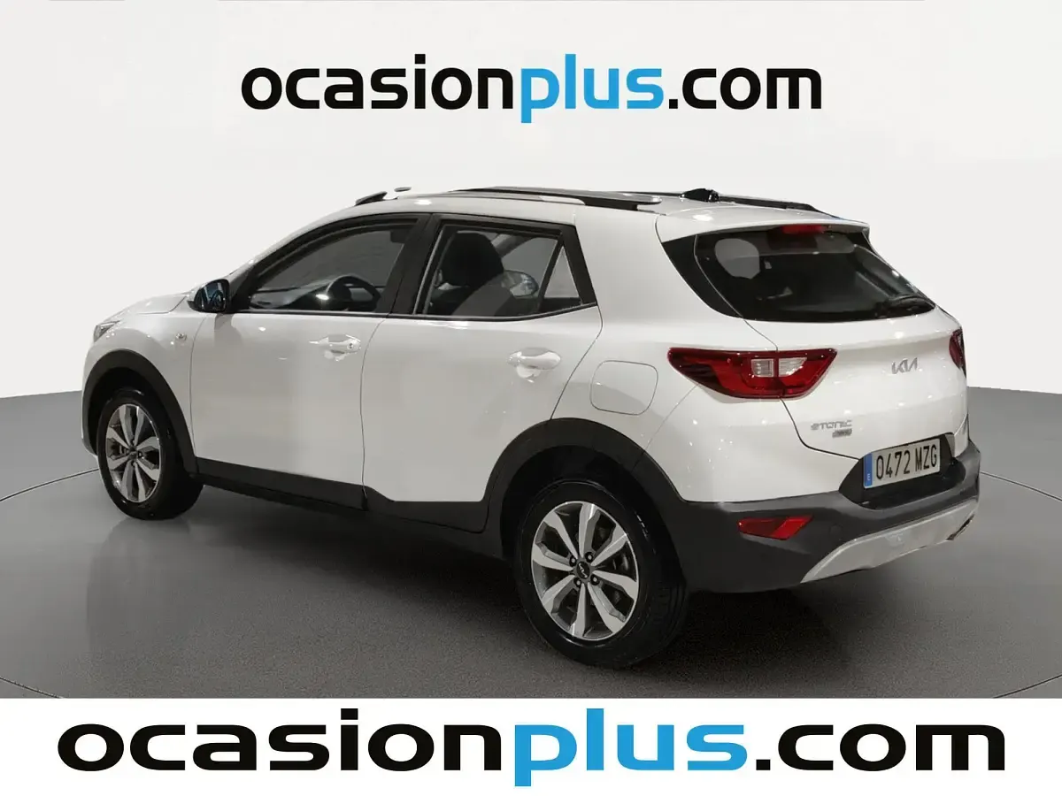 Usado Kia Stonic 101 CV (74 kW) 2025 Blanco SUV
