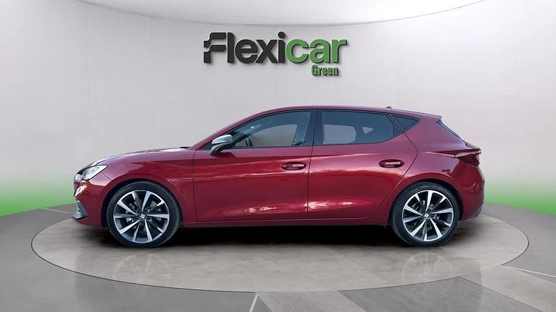 Usado Seat Leon FR 150 CV (110 kW) 2021 Rojo Berlina