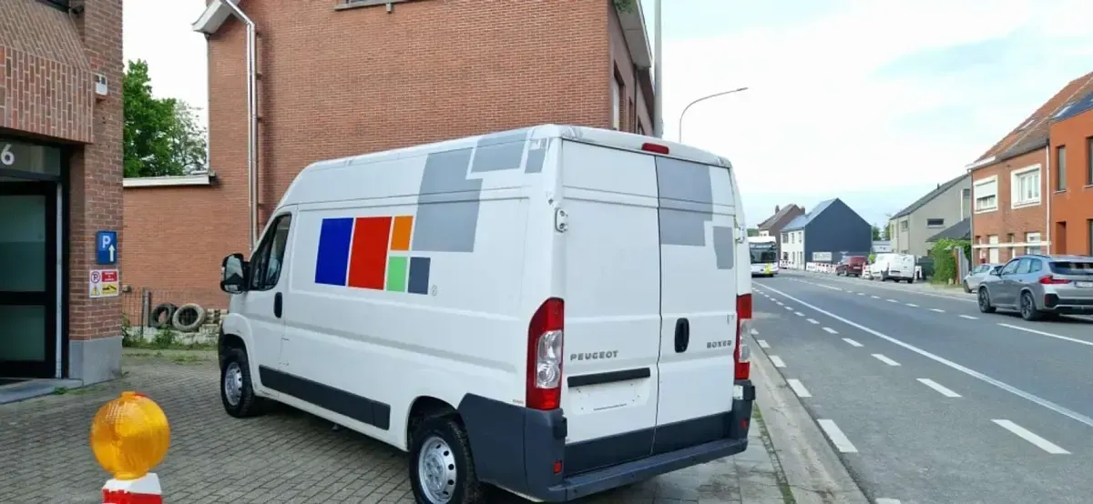 Usado Peugeot Boxer 120 CV (88 kW) 2012 Blanco Van