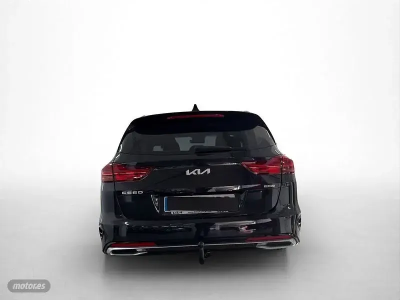 Usado Kia Ceed Sportswagon 141 CV (103 kW) 2025 Negro Familiar