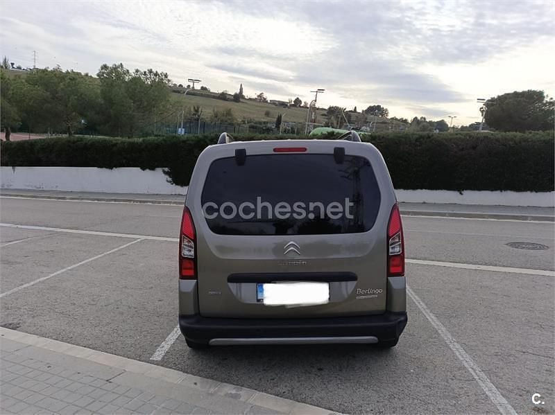 Usado Citroën Berlingo XTR 100 CV (73 kW) 2015 Marrón Monovolumen