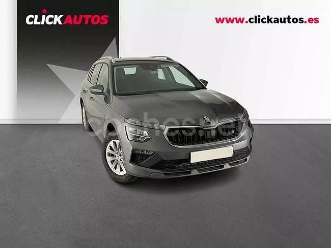 Gris Usado 2025 Skoda Kamiq Selection SUV | 22.100 € (Un poco caro) - Imagen 1/1