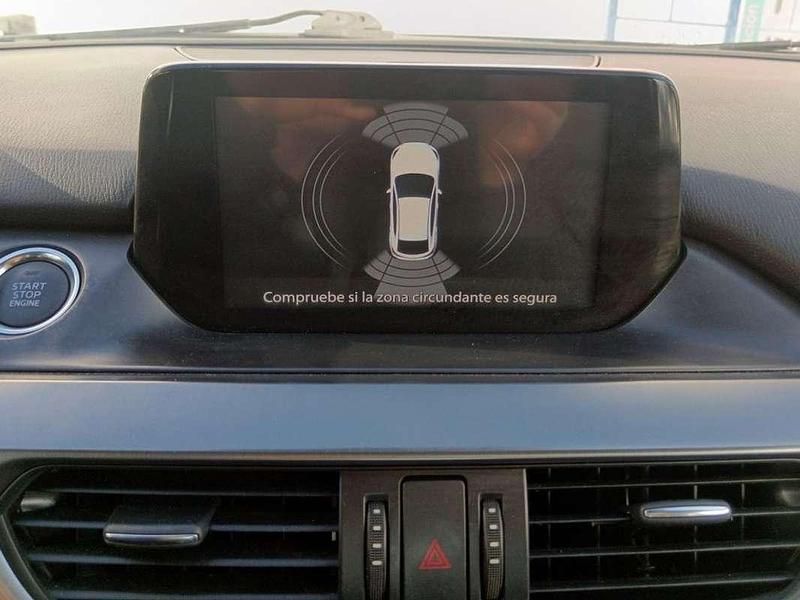 Usado Mazda 6 Style 151 CV (111 kW) 2016 Gris Berlina