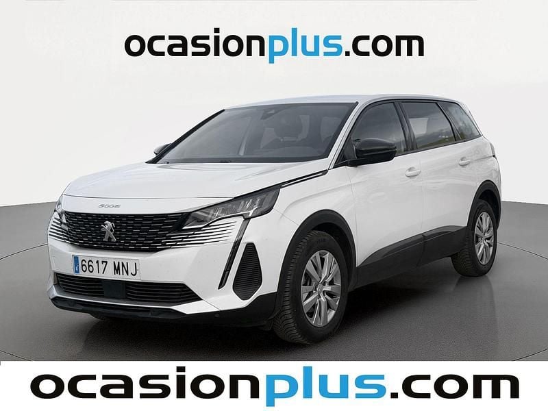 Usado Peugeot 5008 Active 136 CV (100 kW) 2024 Blanco SUV