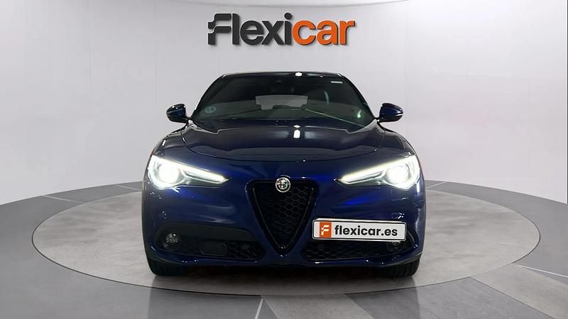 Usado Alfa Romeo Stelvio Sprint 162 CV (119 kW) 2022 Azul SUV