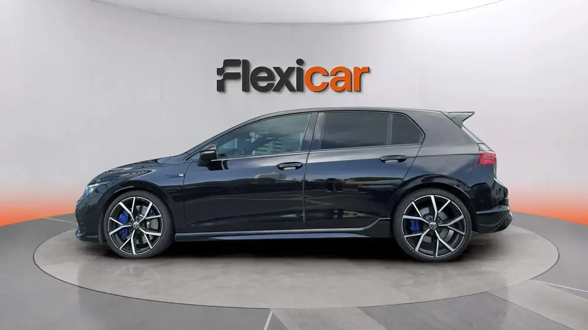 Usado VW Golf VIII R 321 CV (236 kW) 2021 Negro Berlina