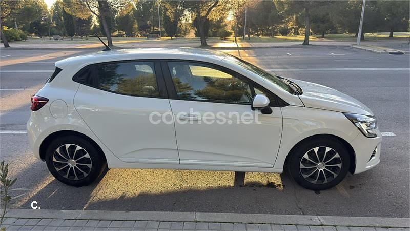 Blanco Usado 2020 Renault Clio V Zen Berlina | 10.000 € (Un poco caro) - Imagen 1/4