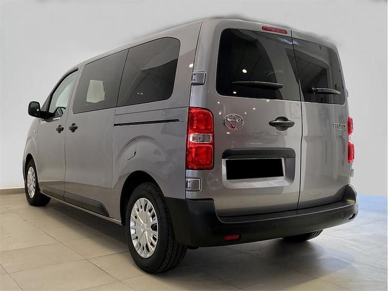 Nuevo Toyota Proace Verso 144 CV (105 kW) 2025 Gris Familiar