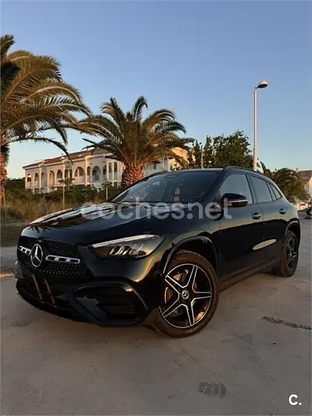 Usado Mercedes GLA250 218 CV (160 kW) 2024 Negro SUV