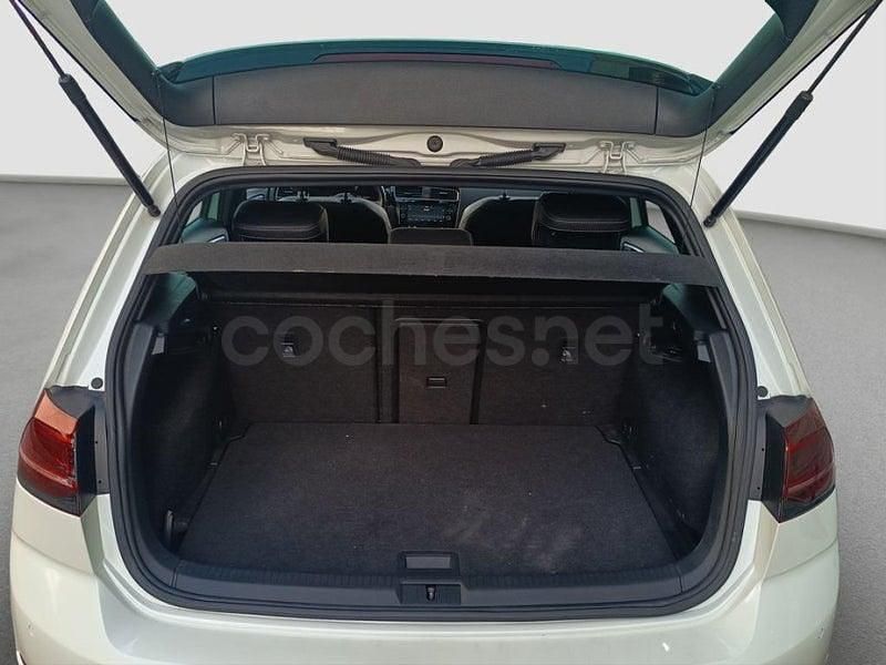 Usado VW Golf VII R 300 CV (220 kW) 2019 Blanco Berlina