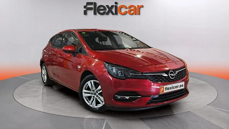 Usado Opel Astra GS Line 131 CV (96 kW) 2020 Rojo Utilitario