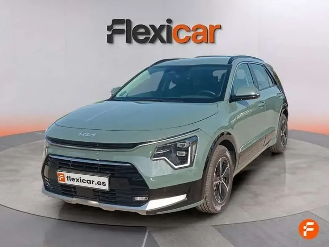 Usado Kia Niro 141 CV (103 kW) 2022 Verde SUV