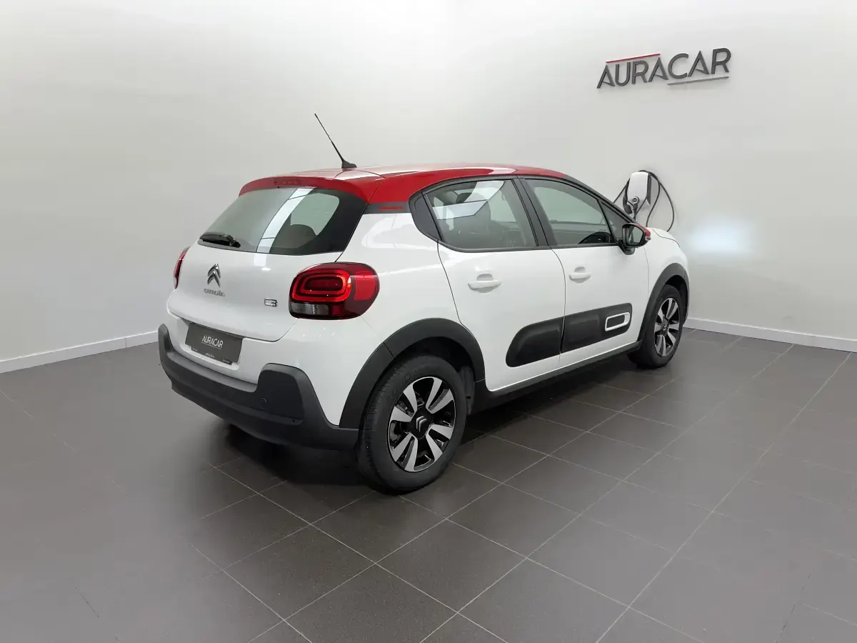 Usado Citroën C3 Feel 102 CV (75 kW) 2021 Blanco Utilitario