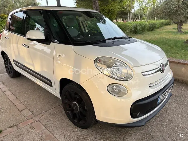 Usado Fiat 500L 85 CV (62 kW) 2013 Blanco Monovolumen